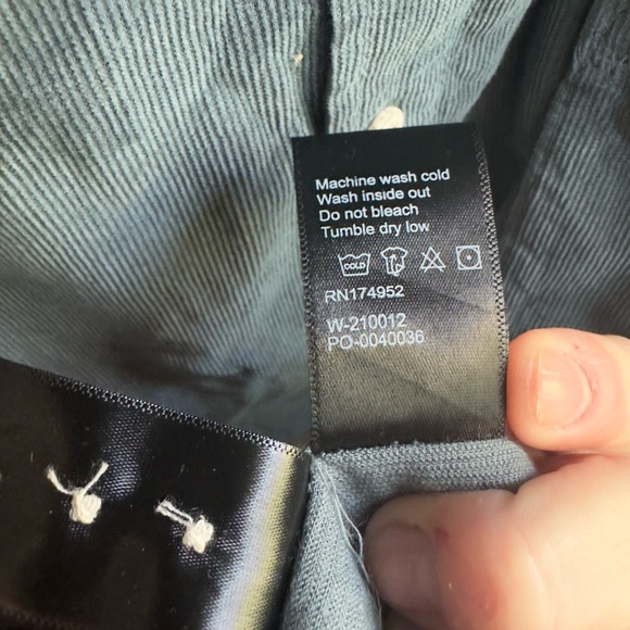 NWT Wellen Teal Corduroy Button Down Shirt. 100% Cotton. Size XL. Slim Fit. - Picture 7 of 9